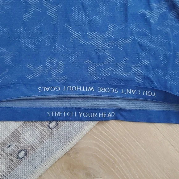 Lululemon Blue Camo Short Sleeve Athletic Shirt Top SzXL - Picture 3 of 8